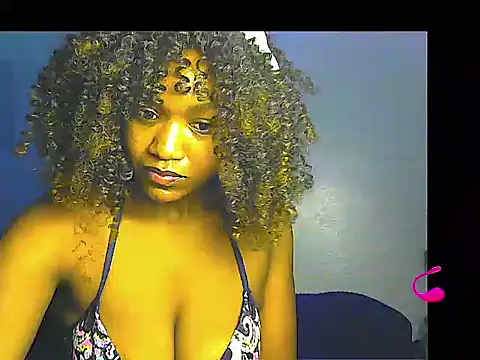 Snapshot of lilylovexx chatting on 04/01/26, 03:40 lilylovexx online show from 04/01/26, 03:40