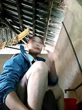 Snapshot of trieungoclnt chatting on 12/03/24, 01:19 trieungoclnt online show from 12/03/24, 01:19