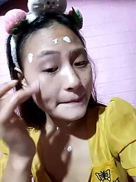 Snapshot of trieungoclnt chatting on 09/11/25, 03:23 trieungoclnt online show from 09/11/25, 03:23