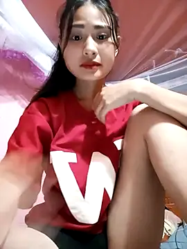 Snapshot of trieungoclnt chatting on 10/23/25, 07:18 trieungoclnt online show from 10/23/25, 07:18