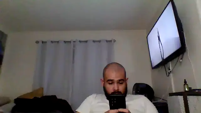 Snapshot of JooveyRose chatting on 01/04/25, 12:16 JooveyRose online show from 01/04/25, 12:16