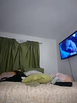 Snapshot of JooveyRose chatting on 09/26/25, 01:48 JooveyRose online show from 09/26/25, 01:48