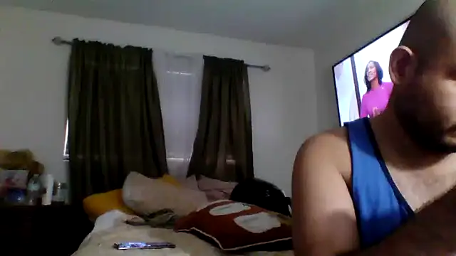 Snapshot of JooveyRose chatting on 10/12/25, 04:28 JooveyRose online show from 10/12/25, 04:28