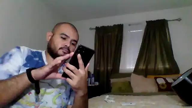 Snapshot of JooveyRose chatting on 10/18/25, 06:41 JooveyRose online show from 10/18/25, 06:41