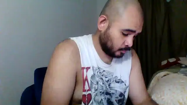 Snapshot of JooveyRose chatting on 10/26/25, 03:34 JooveyRose online show from 10/26/25, 03:34