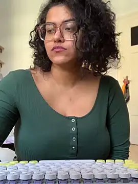 Curvydesifromgermany online show from 03/03/25, 12:27