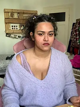 Curvydesifromgermany online show from 03/27/26, 12:49