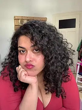 Curvydesifromgermany online show from 04/01/26, 01:41