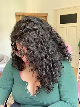 Curvydesifromgermany online show from 04/02/26, 10:35