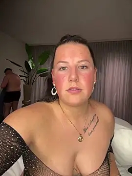 xlinastarrx online show from 04/17/26, 07:17