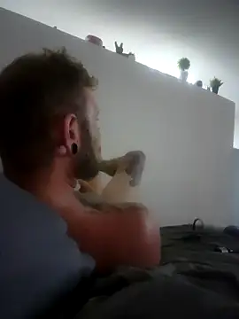 Hunnyhunty420 online show from 04/15/26, 01:34