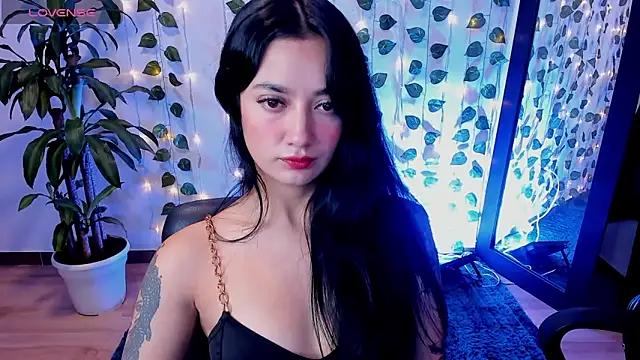 mariiana-diaz online show from 12/16/24, 03:11