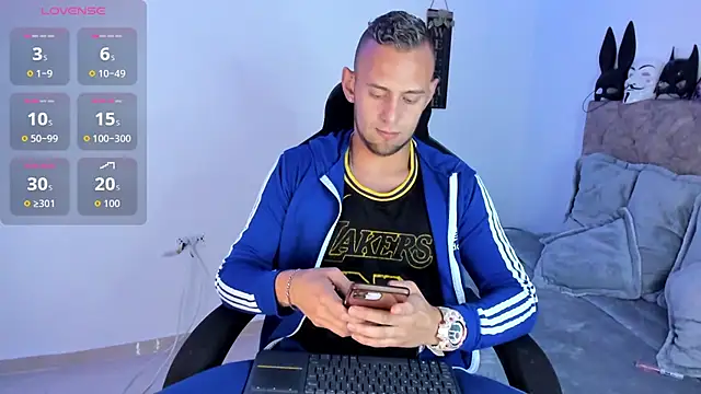 Damon Bakert online show from 10/08/25, 03:31