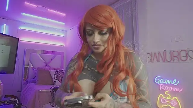 angelacianuro  online show from 02/11/25, 04:33