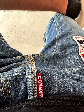 Lukas strong online show from 12/02/25, 04:57