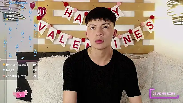 Snapshot of Steev_Novoa chatting on 02/08/25, 10:50 Steev Novoa online show from 02/08/25, 10:50