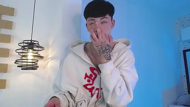 Snapshot of Steev_Novoa chatting on 03/06/25, 05:14 Steev Novoa online show from 03/06/25, 05:14