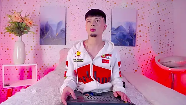 Snapshot of Steev_Novoa chatting on 02/04/26, 03:23 Steev Novoa online show from 02/04/26, 03:23