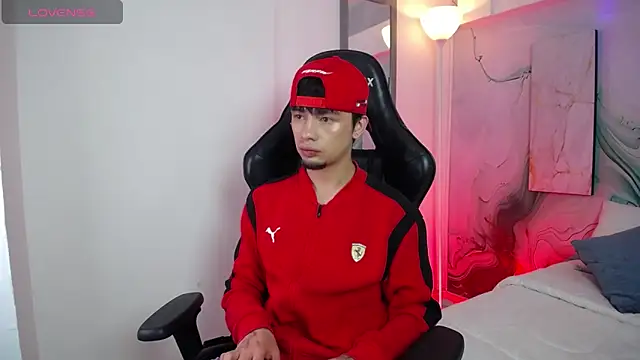 Snapshot of Steev_Novoa chatting on 04/14/26, 04:07 Steev Novoa online show from 04/14/26, 04:07