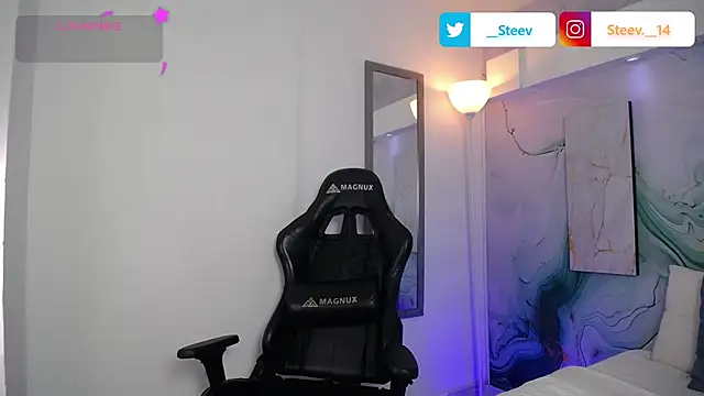 Snapshot of Steev_Novoa chatting on 04/15/26, 02:51 Steev Novoa online show from 04/15/26, 02:51