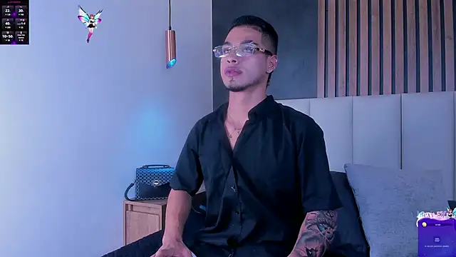 Snapshot of Ken-boy_ chatting on 01/22/25, 02:48 Ken-boy online show from 01/22/25, 02:48