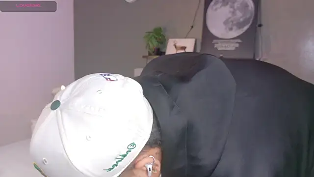 Snapshot of Ken-boy_ chatting on 11/04/25, 11:42 Ken-boy online show from 11/04/25, 11:42