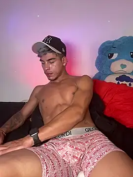 Ken-boy  online show from 04/13/26, 10:48