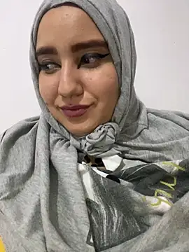 hannahayat online show from 12/10/24, 01:32