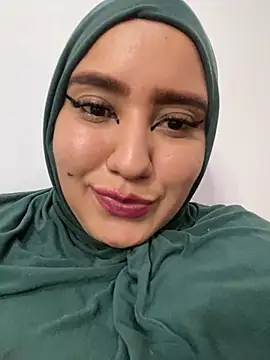 hannahayat online show from 12/16/24, 08:58