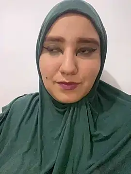 hannahayat online show from 12/31/24, 12:43