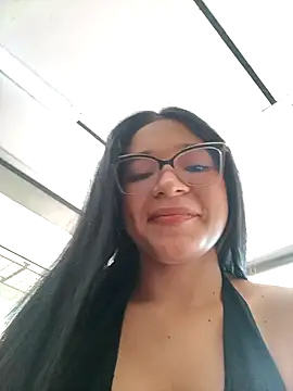 Snapshot of -VICKKY chatting on 01/29/25, 08:04 -VICKKY online show from 01/29/25, 08:04