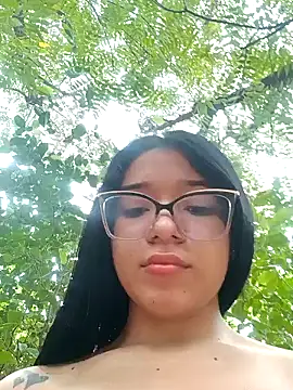 Snapshot of -VICKKY chatting on 02/06/25, 01:54 -VICKKY online show from 02/06/25, 01:54