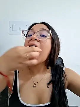 -VICKKY online show from 02/12/26, 02:23