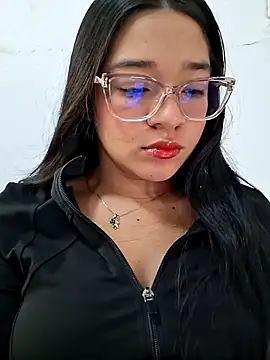 -VICKKY online show from 03/19/26, 01:48