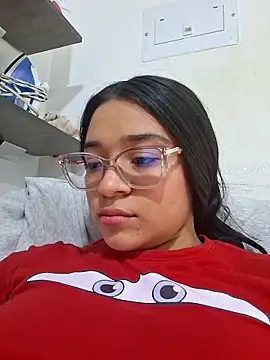 -VICKKY online show from 04/15/26, 07:58