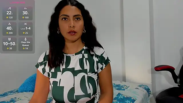 sofiaparker8 online show from 10/20/25, 09:26