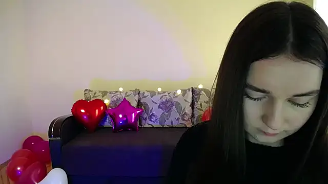 Pretty shy online show from 02/13/25, 09:09