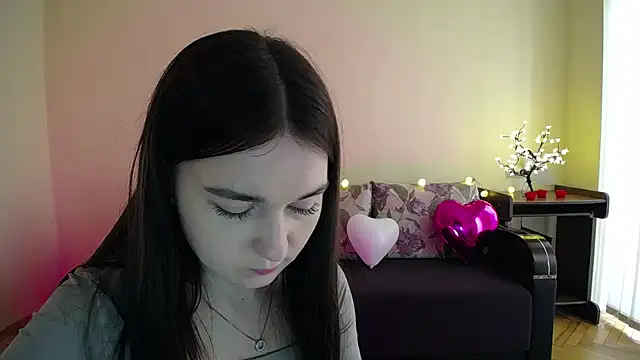 Pretty shy online show from 03/12/25, 12:04