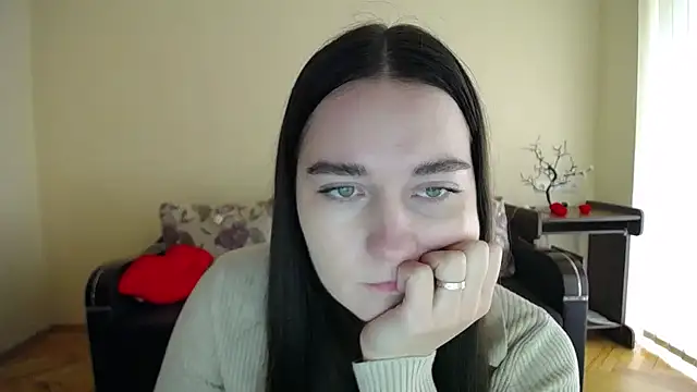 Pretty shy online show from 10/03/25, 08:00