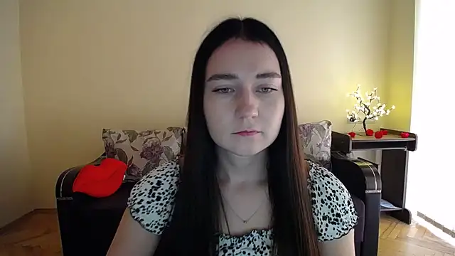 Snapshot of Pretty_shy chatting on 07/21/26, 08:38 Pretty shy online show from 07/21/26, 08:38