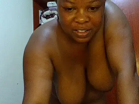 zoey10 online show from 12/05/25, 07:54