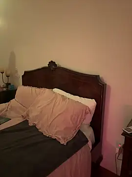 isisxoxx online show from 03/17/26, 09:51