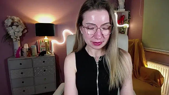 Mia Tasty online show from 02/09/25, 05:43