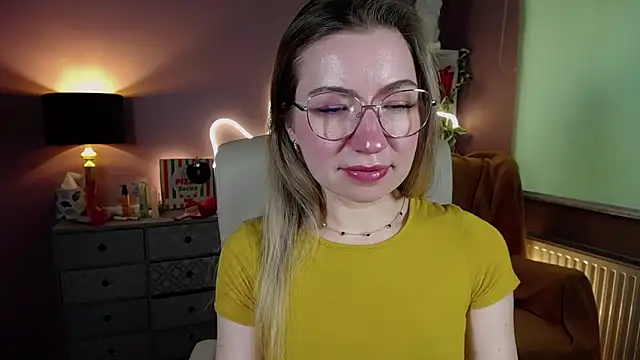 Mia Tasty online show from 03/17/25, 11:42