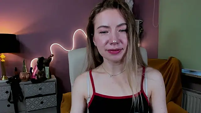 Mia Tasty online show from 10/16/25, 06:36