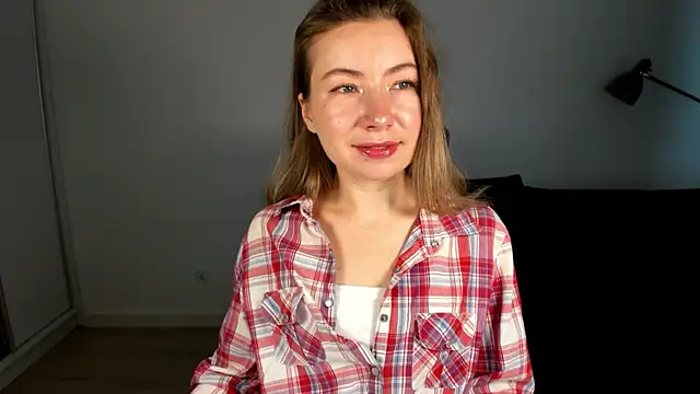 Mia Tasty online show from 02/07/26, 02:43