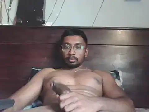 Snapshot of chennaibull101 chatting on 01/02/25, 06:07 chennaibull101 online show from 01/02/25, 06:07