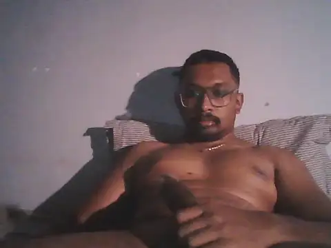 Snapshot of chennaibull101 chatting on 10/09/25, 02:26 chennaibull101 online show from 10/09/25, 02:26