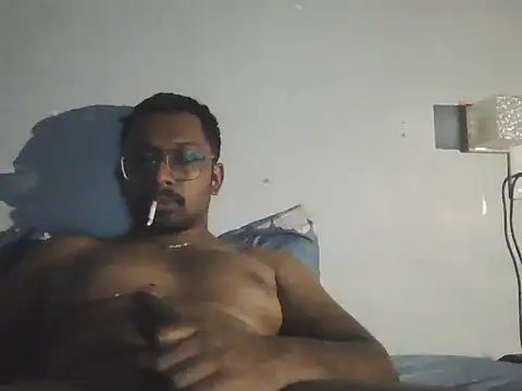 Snapshot of chennaibull101 chatting on 11/04/25, 05:45 chennaibull101 online show from 11/04/25, 05:45