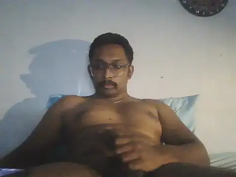 Snapshot of chennaibull101 chatting on 11/28/25, 07:38 chennaibull101 online show from 11/28/25, 07:38